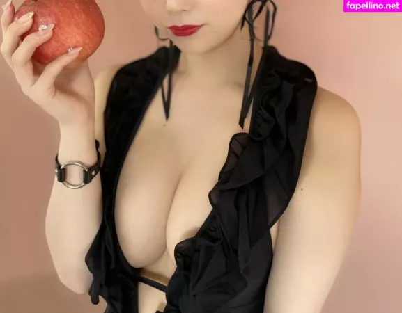 Momo Burlesque OnlyFans Thumbnail #0fGWTI0OOF