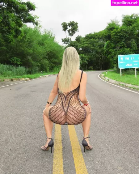 Momo Hotwife OnlyFans Thumbnail #tZAYUEksml