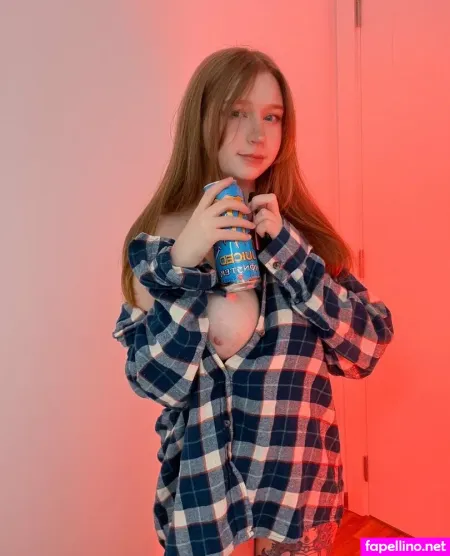 Momo Nya OnlyFans Thumbnail #C0r2oZ4lw0