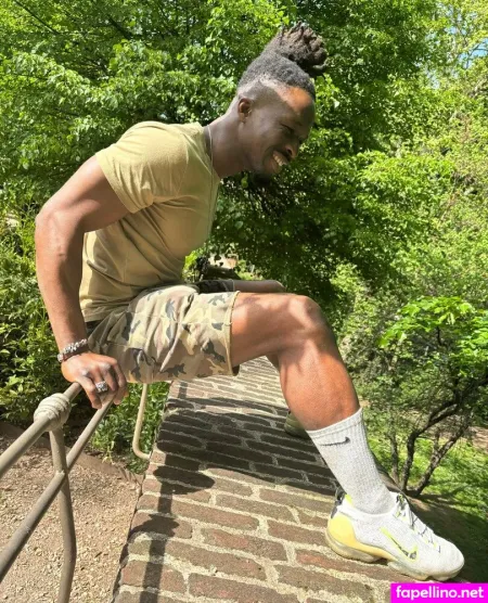 Momo97naturale OnlyFans Thumbnail #gKgWNMtSNX