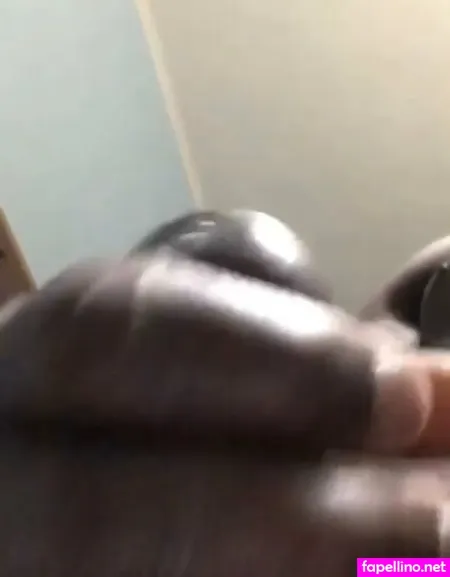 Momo97naturale OnlyFans Thumbnail #yFDrs8G2E2