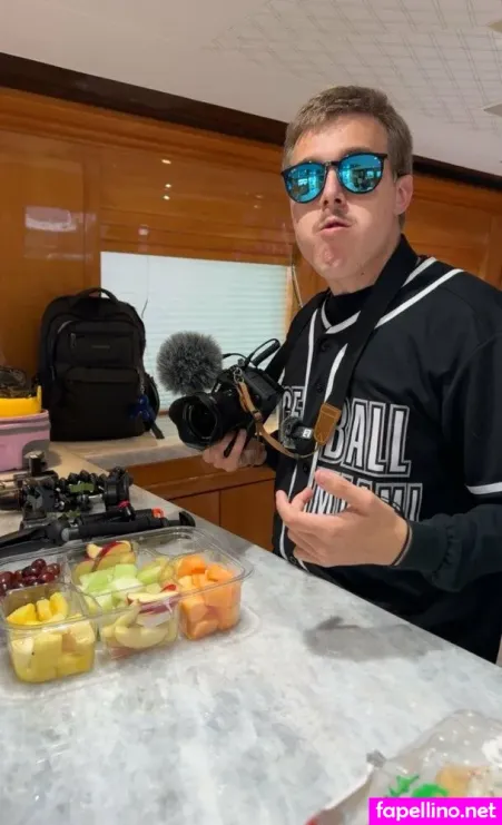 Momocam OnlyFans Thumbnail #I2KXFDgetM