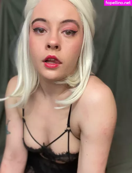 Momocoloured OnlyFans Thumbnail #3oTe1BwxSw