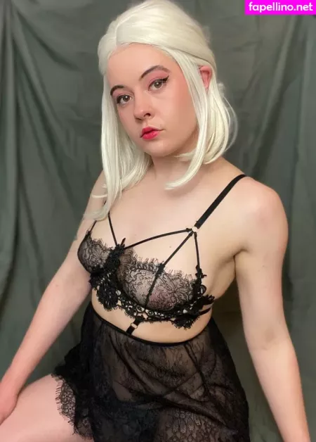 Momocoloured OnlyFans Thumbnail #8ln2M7pVoZ