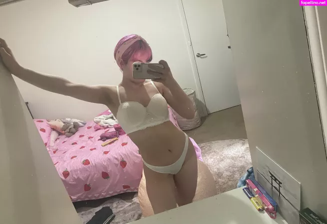 Momocoloured OnlyFans Thumbnail #HukL5sfuUr