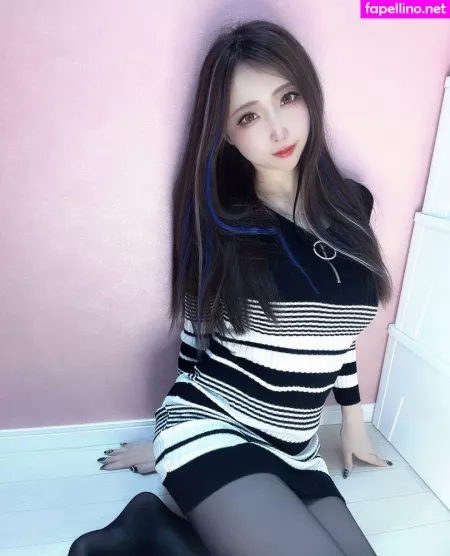 Momoiro Reku OnlyFans Thumbnail #GtyFW9Em4x