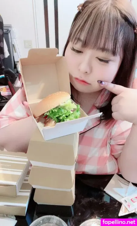 Momom0 Momochan OnlyFans Thumbnail #3v3NeWzvjr