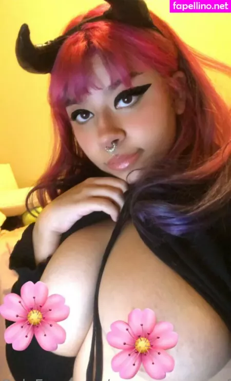 Momomanzanafree OnlyFans Thumbnail #gJUTluglZd