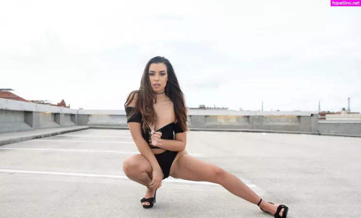 Momoneyyymoprobzzz OnlyFans Thumbnail #Bk01ehTVEw