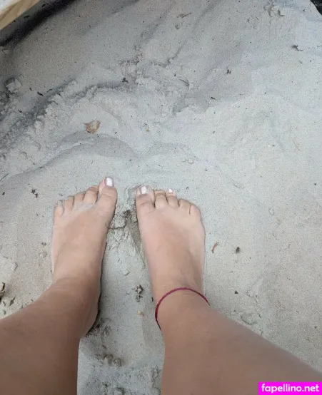 Momsandfeet OnlyFans Thumbnail #Ek7coeGfgx