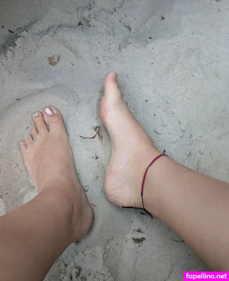 Momsandfeet OnlyFans Thumbnail #yQY2eHPZYB