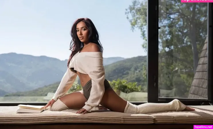 Momunniee OnlyFans Thumbnail #sXvEr9roH0