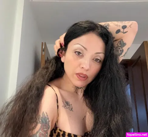 Mon Laferte OnlyFans Thumbnail #YxdOg4gqxE