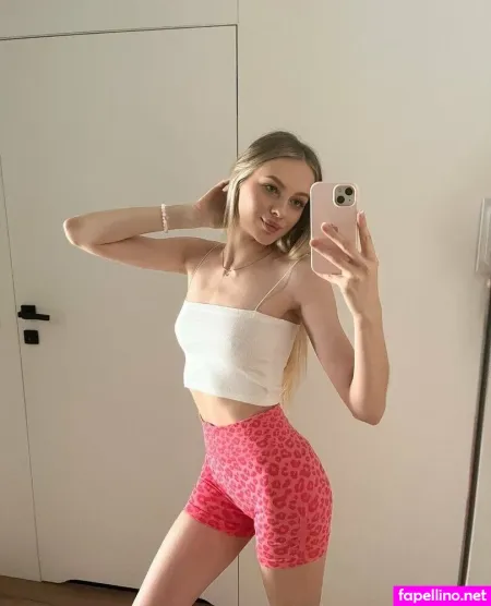 Mon Mon OnlyFans Thumbnail #TbD1eTcEIw