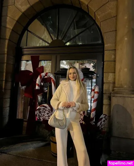 Mon Mon OnlyFans Thumbnail #ZoYSDmgbYA