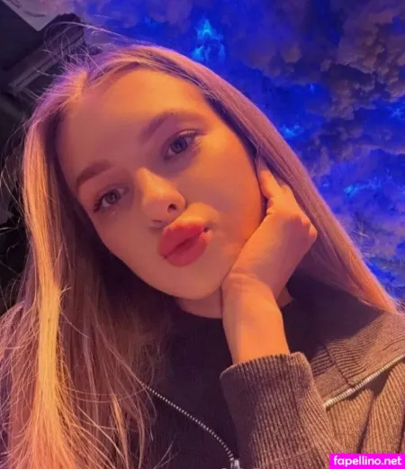 Mon Mon OnlyFans Thumbnail #k2F1QkMvoq