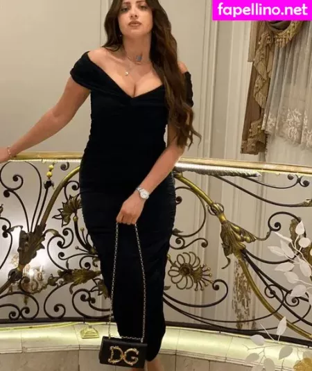 Mona Farouk OnlyFans Thumbnail #1AdHkPHtJN