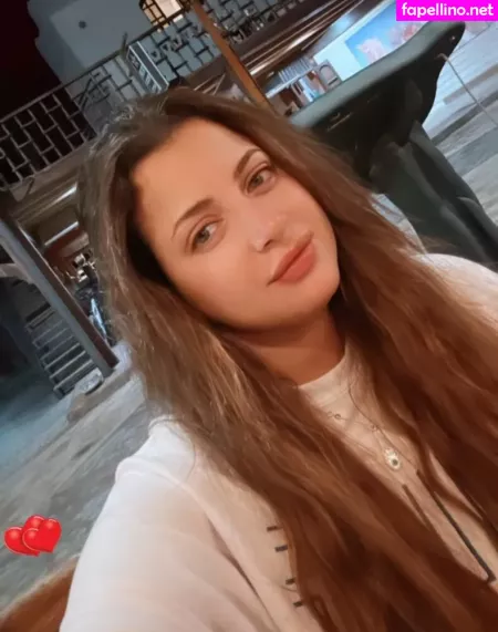 Mona Farouk OnlyFans Thumbnail #ybWqh1aUVx