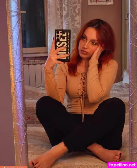 Mona Schon Monashon OnlyFans Thumbnail #ZrIug7fL5q