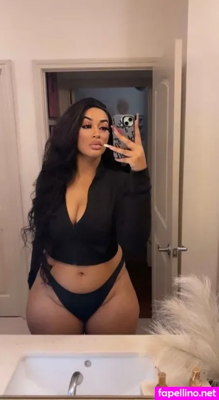 Monaalovee OnlyFans Thumbnail #2lgKUseVww