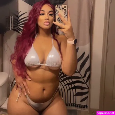 Monaalovee Main Profile Photo