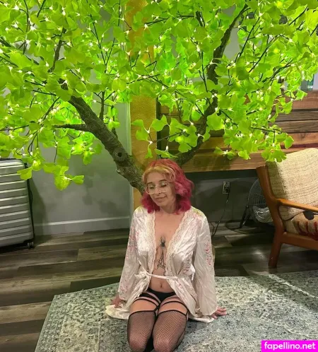 Monaismoaning OnlyFans Thumbnail #kjFxKaziWM