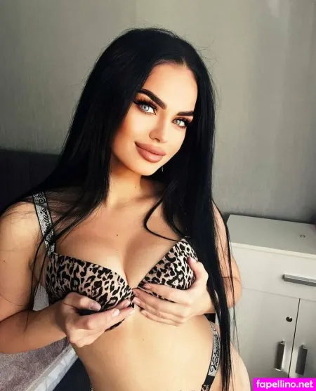 Monakimm OnlyFans Thumbnail #CqmvSzDX9t