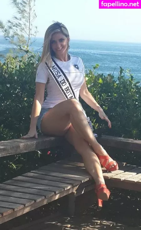 Monaliza Quintes OnlyFans Thumbnail #my69QF9anE