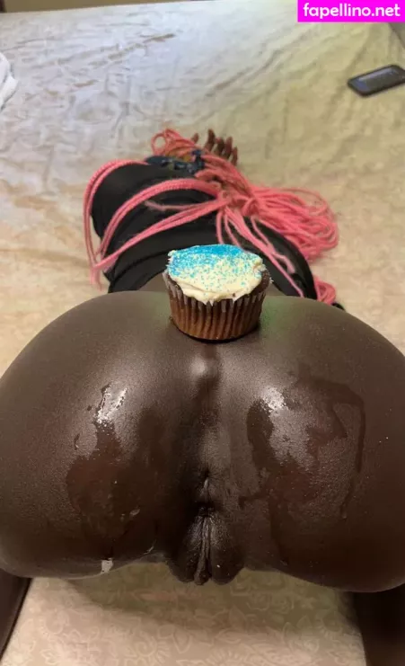 Monamonhoe OnlyFans Thumbnail #CUrFZjTgyI