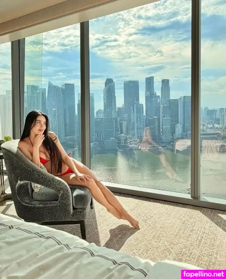 Moni Charlton OnlyFans Thumbnail #2GupjP5CWo