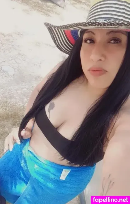 Monica Agundiz OnlyFans Thumbnail #WhBsblcDIY