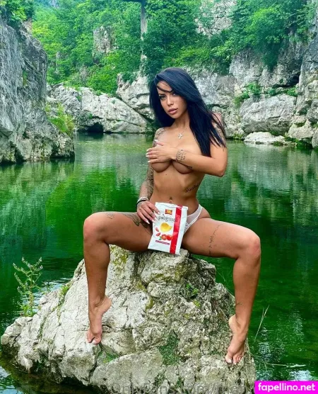 Monica Cerato OnlyFans Thumbnail #J7tn662VeD