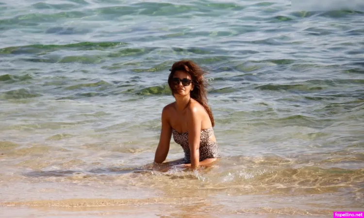 Monica Cruz OnlyFans Thumbnail #OzdznWMAaO