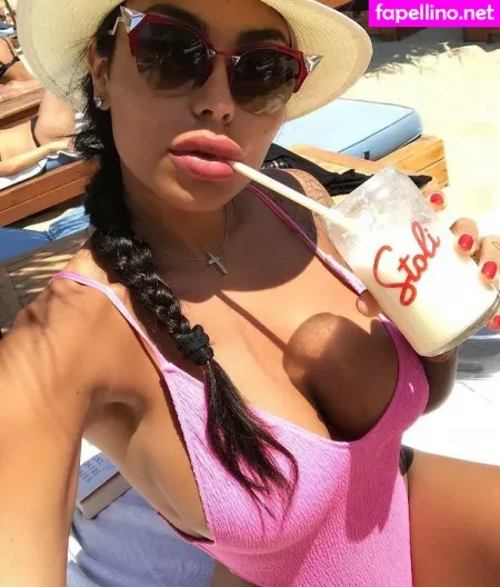 Monica Gunnella OnlyFans Thumbnail #DmQFvpbBat