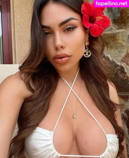 Monica Gunnella OnlyFans Thumbnail #xRr2dt2dNC