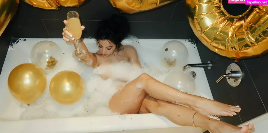 Monicaalvarez OnlyFans Thumbnail #2UqpI5phE1