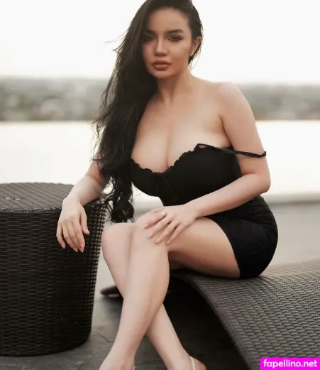 Monicaardhea OnlyFans Thumbnail #CV5pEXKfJI