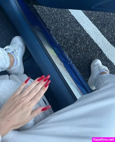 Monicabalduin OnlyFans Thumbnail #RgmUsO3JNs