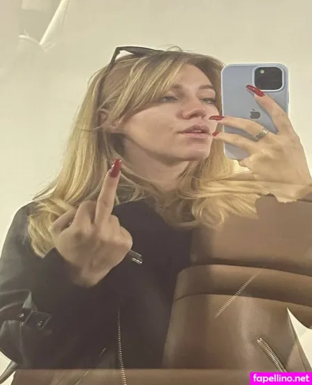 Monicabalduin OnlyFans Thumbnail #bi1FdubFcR