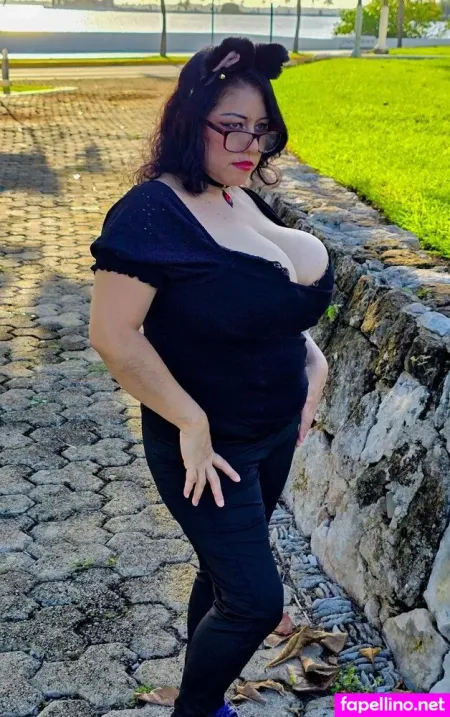 Monicabobbfree OnlyFans Thumbnail #XVU9PzEzHX