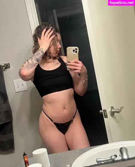 Monicamoore69 OnlyFans Thumbnail #lvgOAtZJ8j