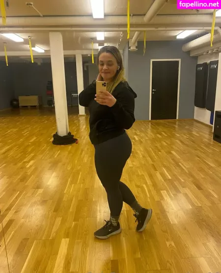 Monicar96 OnlyFans Thumbnail #O4FhhKAyUp