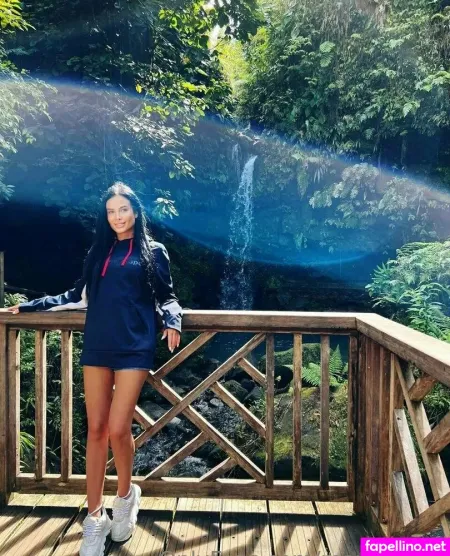 Monicasins OnlyFans Thumbnail #mfVSQpx7Wl