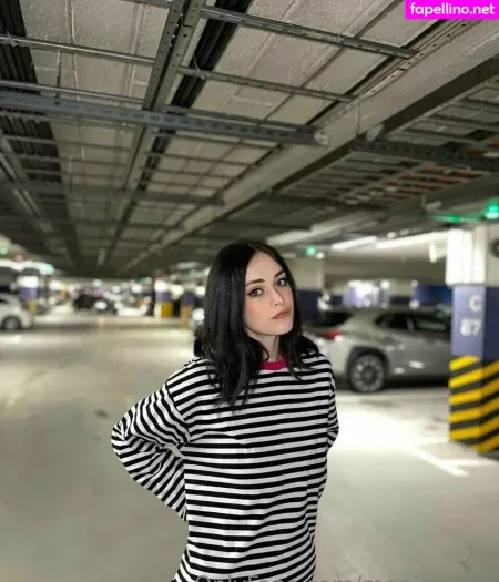 Monicawolf OnlyFans Thumbnail #EfRcEy9Qvn