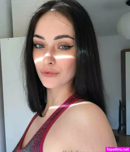 Monicawollf OnlyFans Thumbnail #hibcSNYheO