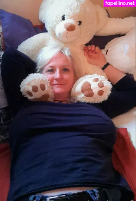 Monicutex2 OnlyFans Thumbnail #6CiWlX3kDu