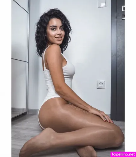 Moniekulh OnlyFans Thumbnail #6GzHJT9nbx