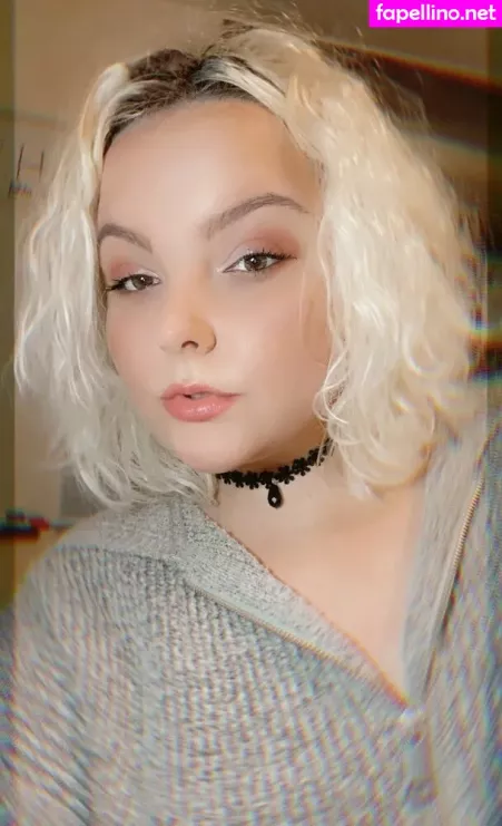 Moniiquefox OnlyFans Thumbnail #LkGyHC9Bgi