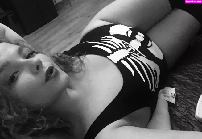 Moniiquefox OnlyFans Thumbnail #gA6r8VozVT