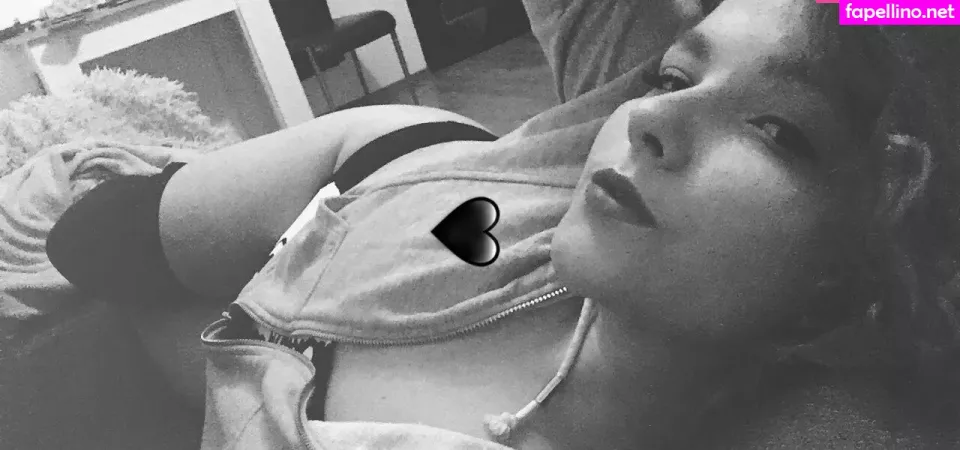 Moniiquefox OnlyFans Thumbnail #mSouSknqqW
